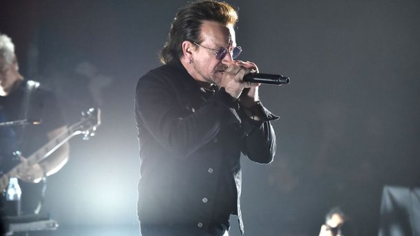 Bono chante «Let Your Love Be Known» en soutien aux personnes confinées