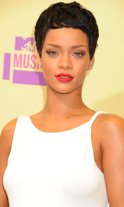 Les stars qui ont osé tout couper : Rihanna