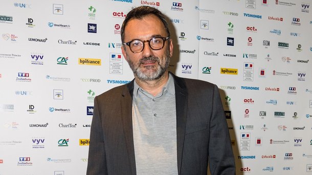 Ces personnalités que Frédéric Lopez rêve de recevoir dans "Un dimanche à la campagne"