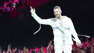 M. Pokora interprète ses plus grands hits sur scène