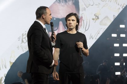 Nikos Aliagas et Orelsan - NRJ Music Awards 20th Edition