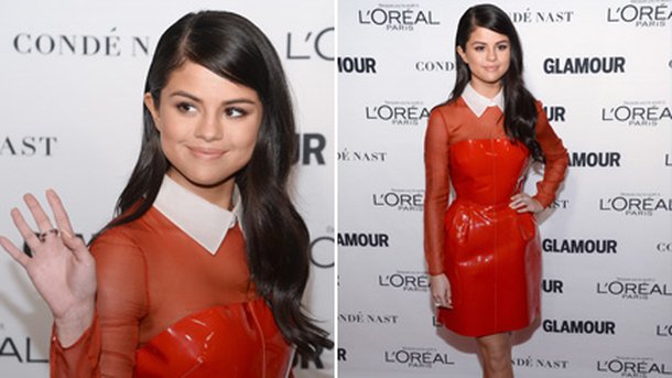 Selena Gomez: radieuse et sexy dans sa robe en latex rouge!