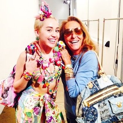 Miley Cyrus : sa collection pour Jeremy Scott !