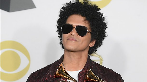 "Nothin' On You", le duo qui a fait de Bruno une star