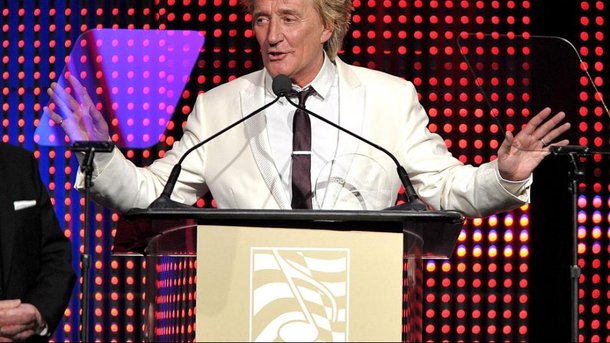Rod Stewart : retour sur les récompenses et les records marquants de sa carrière