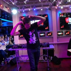 Jeudi 18 avril avec Le Mix de Cauet