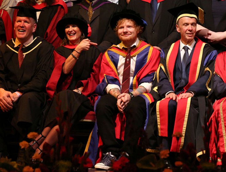 Ed Sheeran reçoit son doctorat
