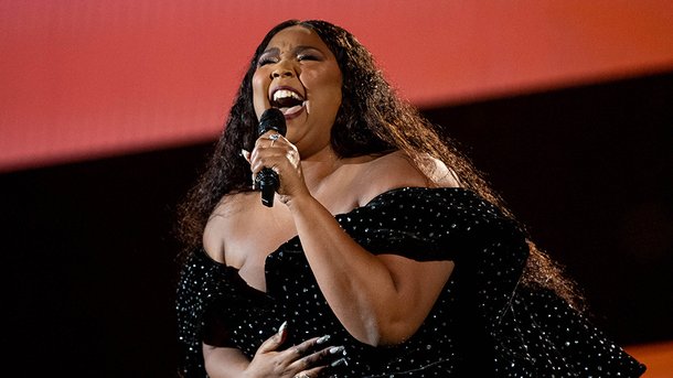 Lizzo: sa folle reprise de «Adore You» d’Harry Styles