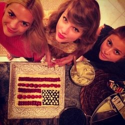 Taylor Swift : week end entre amis pour la fête nationale américaine !
