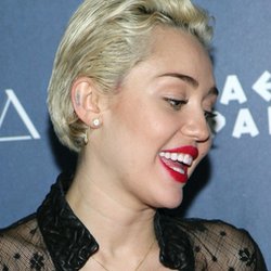 Miley Cyrus - coiffures