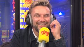 Alex Vizorek: sa question à Jeanfi Janssens  : "Quelles sont les meilleures frites ? Les Belges ou les Françaises ?" - L'Afterwork du Rire