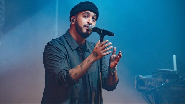 Slimane: à qui s'adresse sa chanson "Je serai là"?