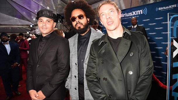 Le saviez-vous? Le personnage Major Lazer a perdu son bras lors d'une guerre entre zombies!