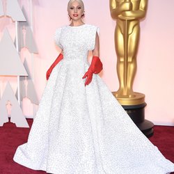 Lady Gaga en nouvelle star hollywoodienne pour les Oscars