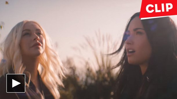 Christina Aguilera et Demi Lovato  retrouvent leurs libertés dans le clip «Fall In Line»