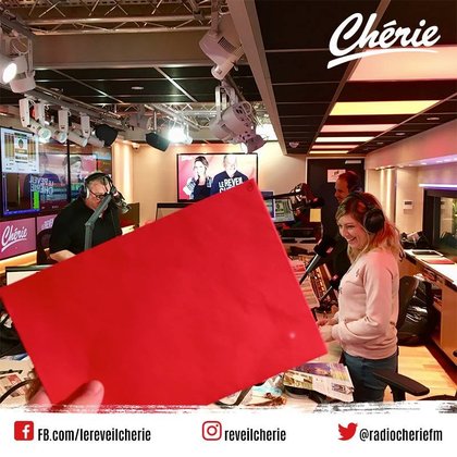 Vincent, le producteur sournois, a préparé l'Enveloppe Mystère !