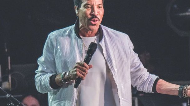 Lionel Richie : "Hello", l'histoire d'un tube devenu culte
