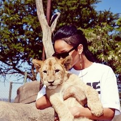  © instagram Rihanna