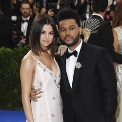 Selena Gomez et The Weeknd Met Gala