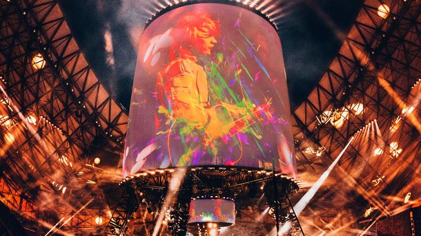 Indochine : des cartes collector pour précommander le film du Central Tour