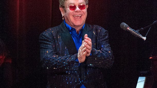 Lady Gaga et Stevie Wonder chantent pour Elton John