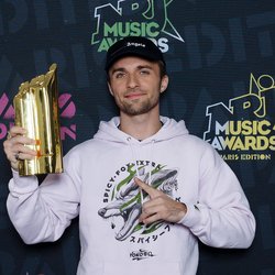 Squeezie - Photocall NRJ Music Awards Paris Edition