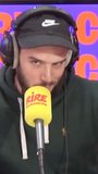 Adrien Mathieu fait de la ventriloquie, face à Jeff Panacloc et Jean-Marc, - L'Afterwork du Rire
