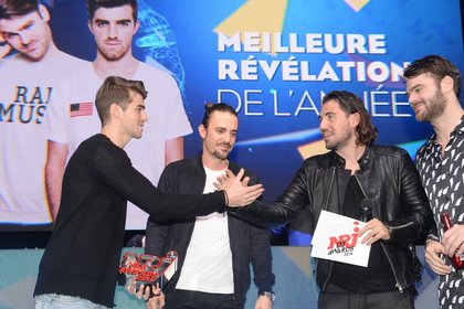 Dimitri Vegas et Like Mike - The Chainsmokers - NRJ DJ AWARDS 2016 - La Cérémonie