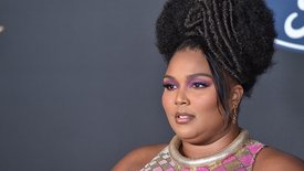 Lizzo lance un groupe de méditation pour ses fans