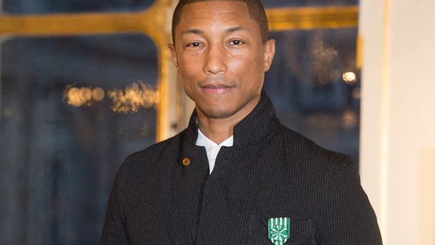 Pharrell Williams: ordonné officier des arts et des lettres!