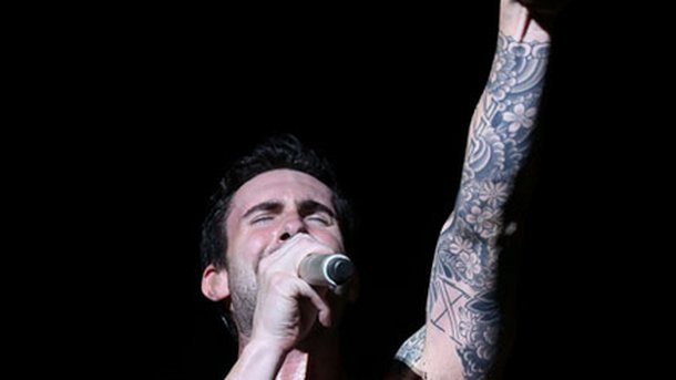 Adam Levine : sa mère pour cavalière