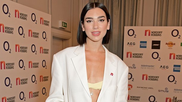 Dua Lipa: les plus gros hits de la chanteuse