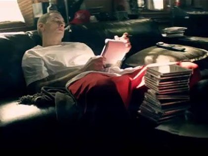 Clips de la semaine : Bad Meets Evil, Moby, Red Hot Chili Peppers, Mika 
