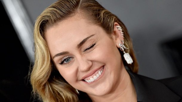 Le saviez-vous? Miley Cyrus a été déçue de sa bague de fiançailles!