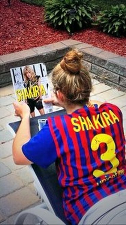 Shakira ‏: j'ai mis mon maillot préféré pour en faire bon usage une fois de plus! #ShakiraELLE