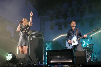 Louane - NRJ Music Tour Toulouse 2016