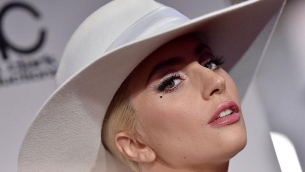Lady Gaga : pourquoi appelle-t-elle ses fans ses "Little Monsters" ?