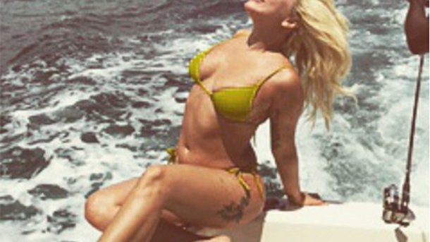 Lady Gaga : une sirène aux Bahamas!