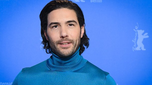 Tahar Rahim: Ellen DeGeneres est fan de l’acteur qui joue dans «Le Serpent» sur Netflix !