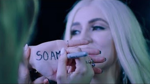Ava Max - So Am I