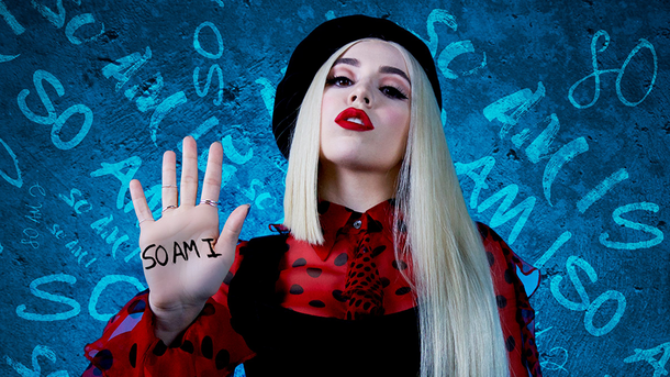 Ava Max: écoutez son nouveau hit «So Am I»