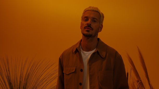 M. Pokora se livre autrement dans son nouvel album "Epicentre"