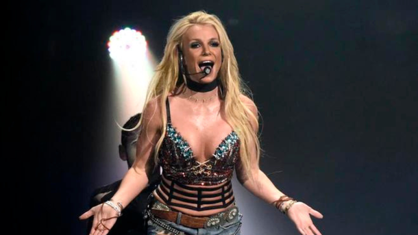 Britney Spears maman comblée : après deux ans de séparation, elle retrouve ses enfants pour Noël