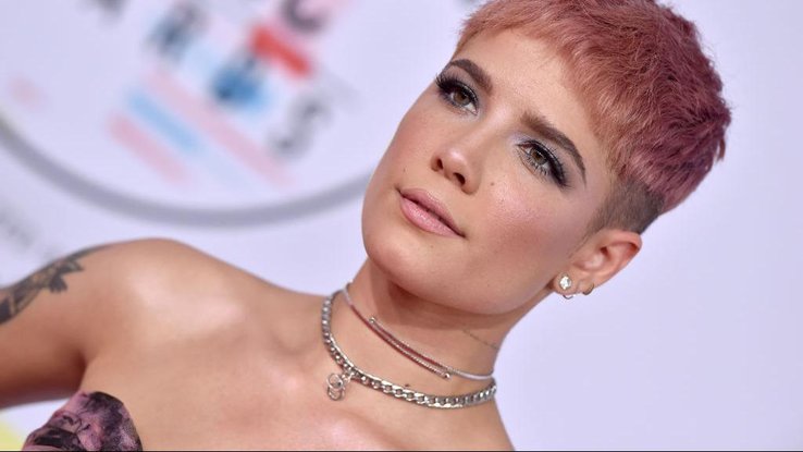 Halsey : que raconte sa chanson "Roman Holiday" ?