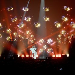 Céline Dion sur la scène de la Royal Arena à Copenhague