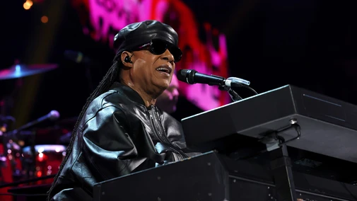 Stevie Wonder annonce un nouvel album pour 2027 avec des inédits de "Songs in the Key of Life"