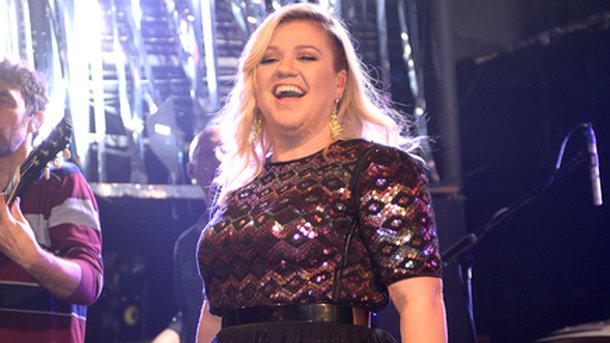 Kelly Clarkson, une maman ouverte d’esprit!