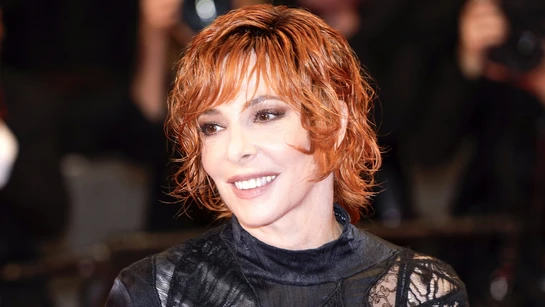 Mylène Farmer dévoile le clip de "C'est à qui le tour" signé Julia Ducournau