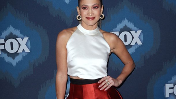Jennifer Lopez : ultra glamour sur un tapis rouge à Los Angeles!