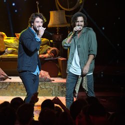 Les Fréro Delavega sur scène - NRJ Music Awards 2015